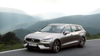 Новото Volvo V60 - комфортно семейно пътешествие в луксозно шведско комби (СНИМКИ)
