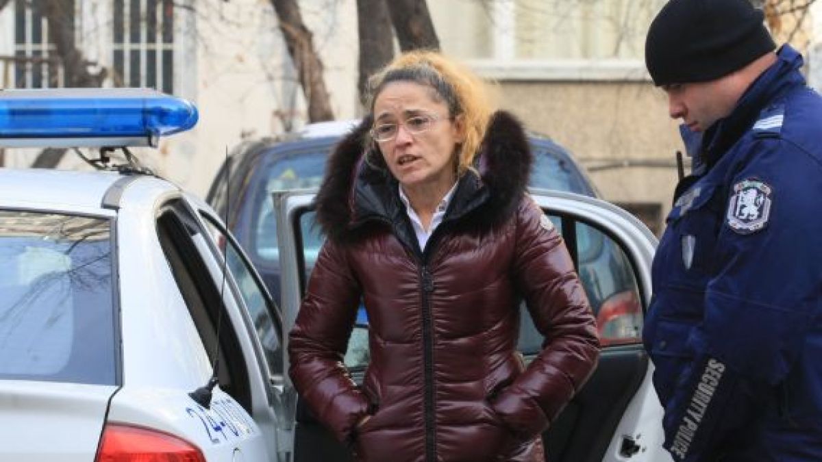 Първи СНИМКИ на Иванчева на свобода
