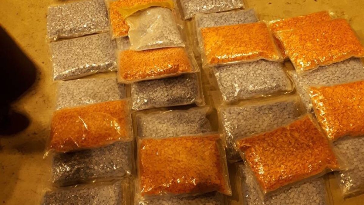 Първи СНИМКИ от мощния удар на ГДБОП по наркомафията
