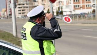 Такава вакханалия се възцари по пътищата, че дори катаджиите се хванаха за главите