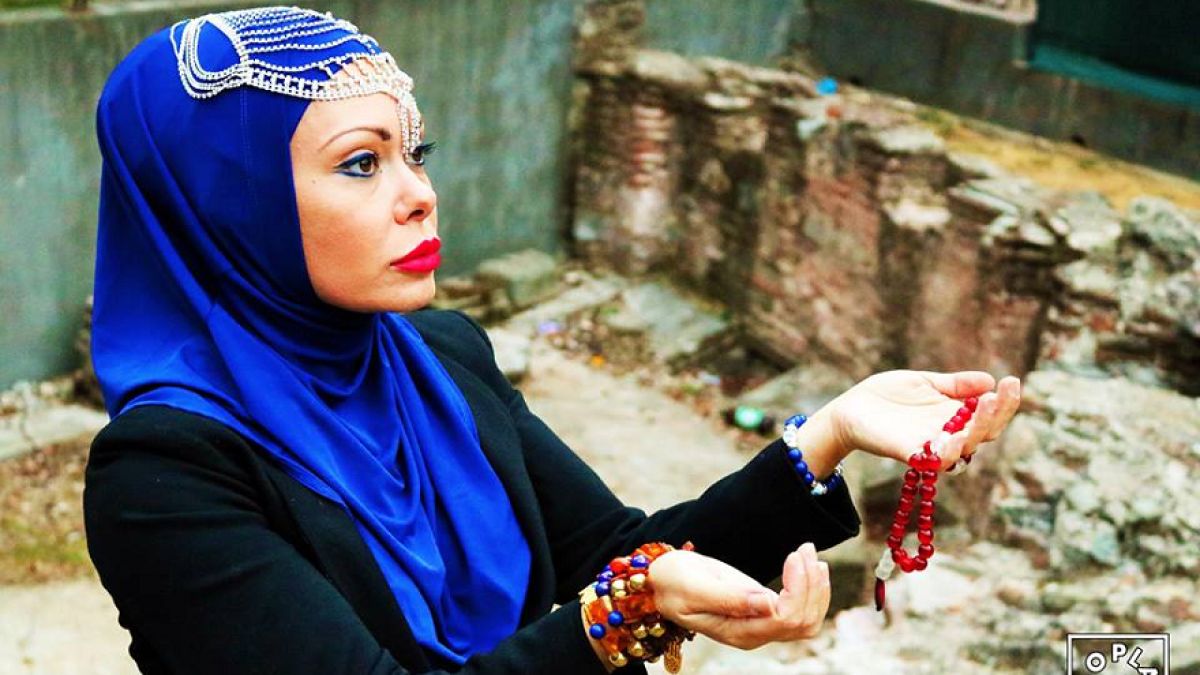 Вулева се фръцна! Ето какво ще прави с парите от "Брадъра"
