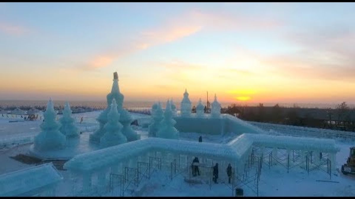 Вижте изумителната красота на този парк с ледени фигури (ВИДЕО)