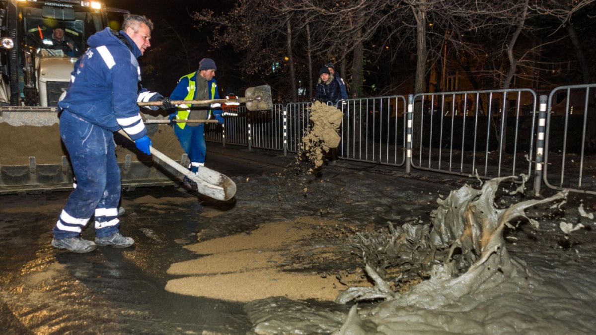 Такава авария по тъмна доба скоро не е имало в София! (СНИМКИ)