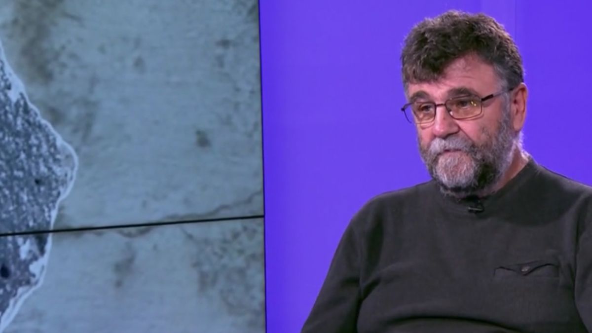 Писателят Христо Стоянов защити правителството и обяви... 