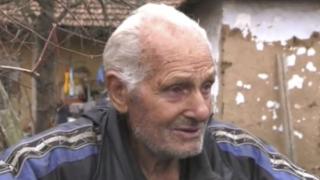 Ето какво се случва с дядо Петко, душен и ограбен от пишлигари навръх Коледа
