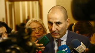 Цветанов отговори кратко и ясно на въпроси за апартаментите му