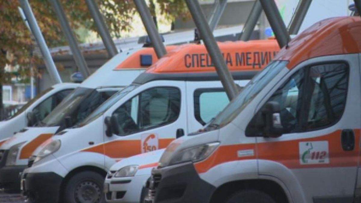 Журналистка побърка лекарите от Бърза помощ с нелепи оплаквания на Нова година 