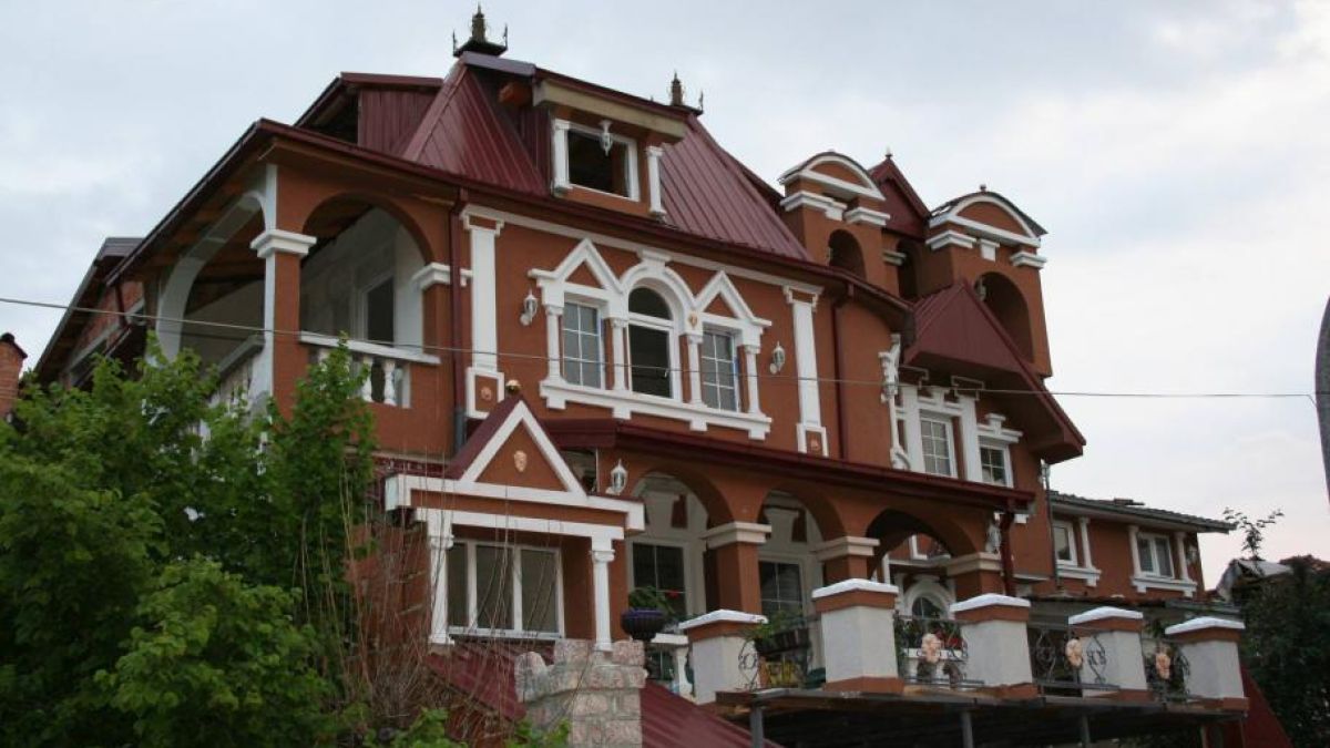 Българин от кошмарната екскурзия в Охрид: Посрещнахме Нова година с консерви, бях толкова втрещен, че…
