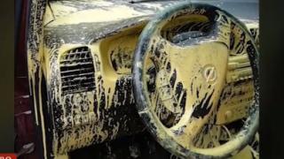 Война! Кой и защо заля и отвътре с боя колата на софиянеца Сашо (ВИДЕО)