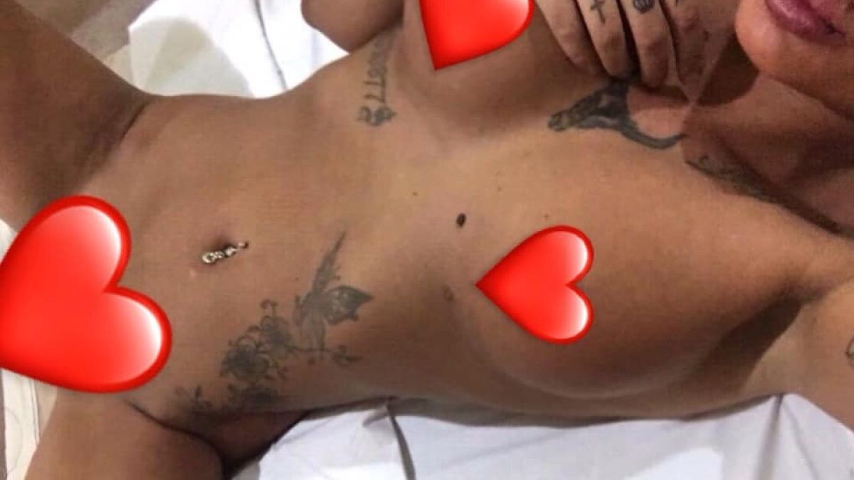Родна плеймейтка показа СНИМКИ (18+) след бурен секс