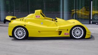 Продават две уникални спортни коли Lada Revolution (СНИМКИ)