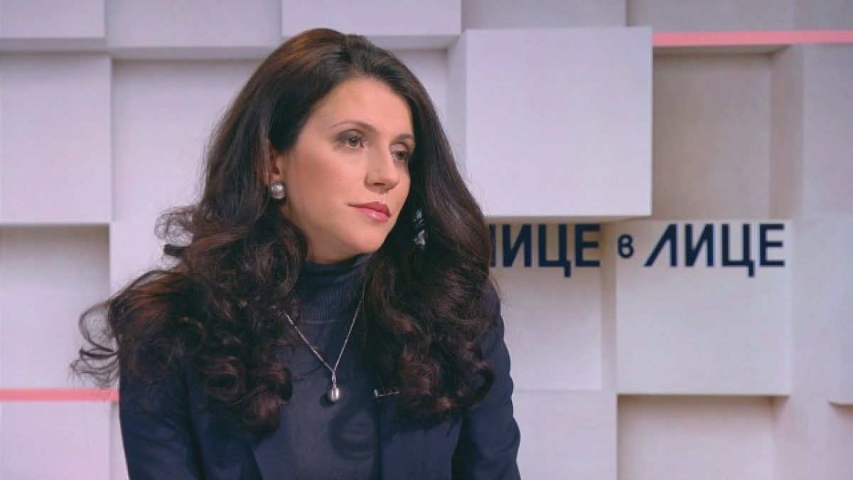 Приятелка на Ласкин разкри какви кошмарни неща се случват посред нощ със Сърчаджиева след смъртта му!