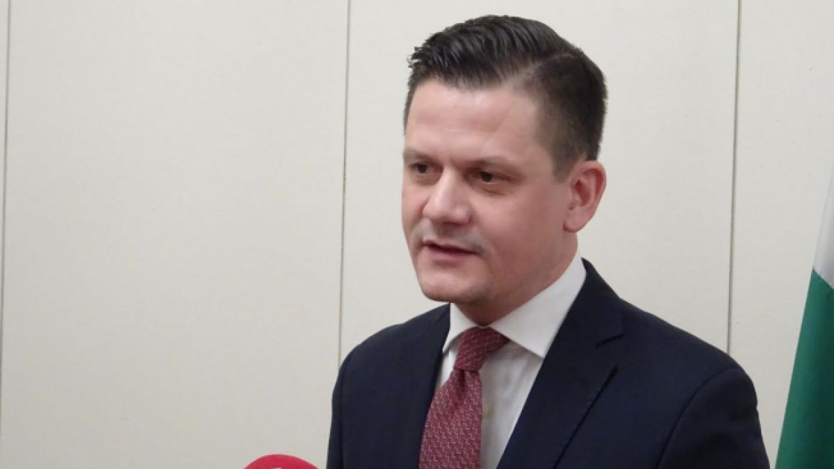 КЗП с насоки как да препродаваме подаръци през социалните мрежи