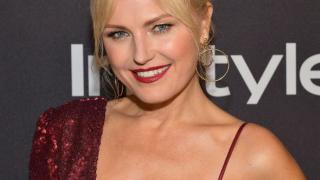 Сочни гърди, пошлост и разврат на „Златен глобус“ (СНИМКИ)