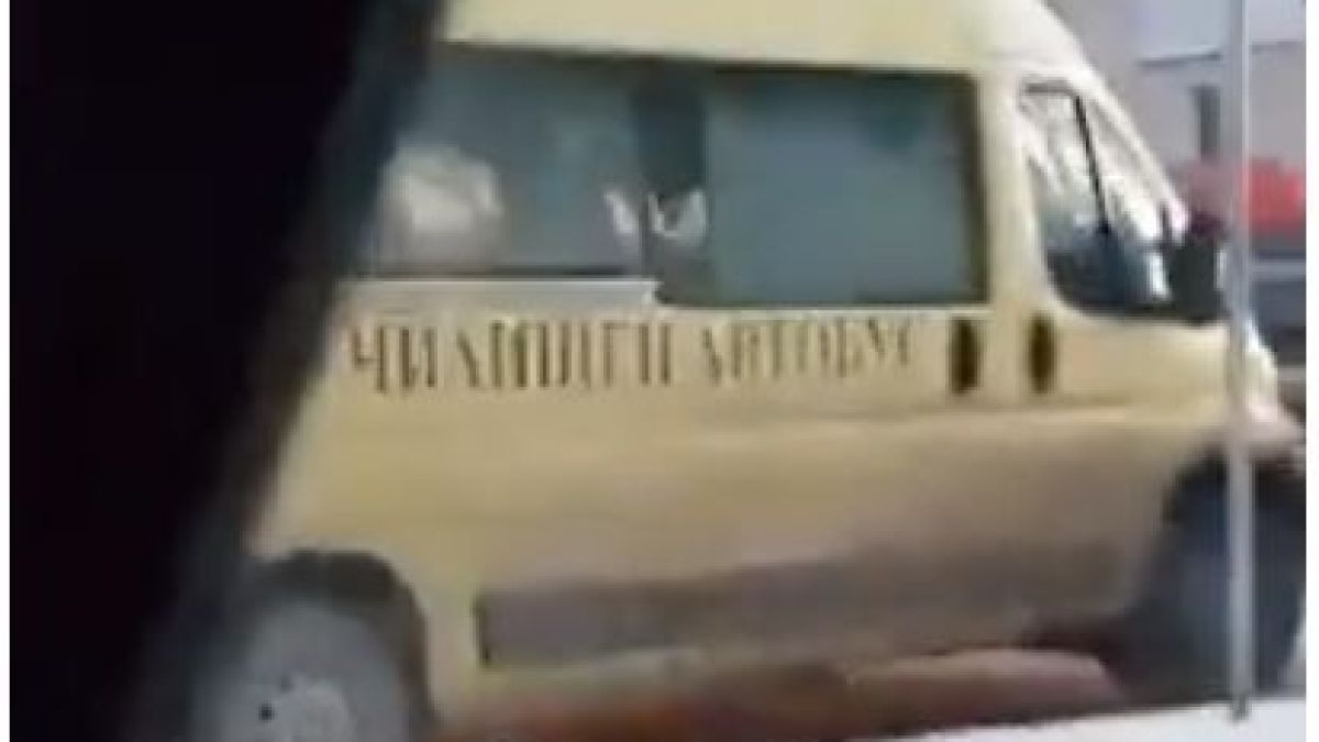 Сигнал до БЛИЦ! Страшен скандал с шофьор на училищен автобус в Монтана (ВИДЕО)