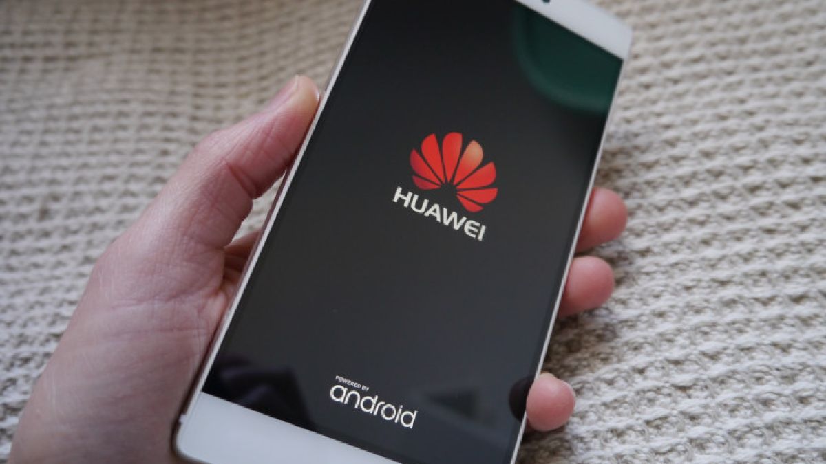 Полша задържа местния директор по продажби на Huawei за шпионаж
