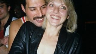 Жената на Фреди Меркюри спечели над 50 млн. $ от филма “Бохемска рапсодия“