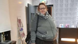 Лиляна отиде да гледа възрастна жена във Франция за повече пари, но бе прецакана коварно (СНИМКИ)