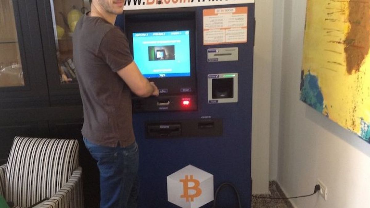 Във Франция вече продават биткойни в магазинчета за цигари