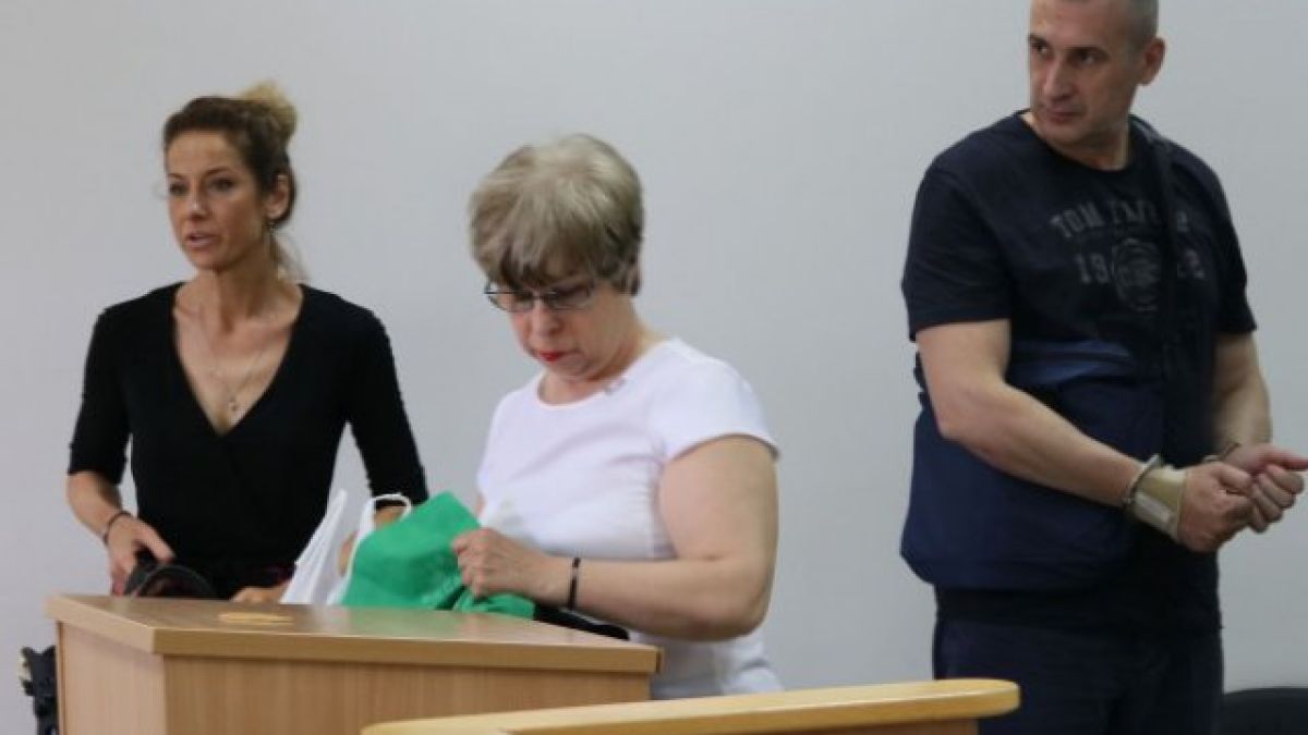 Ченгето Венцеслав Караджов, убило родителите си, атакува доживотната присъда с близо 1000 листа 