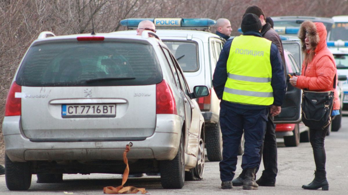 Бандитите с пежото, които подлудиха полицията - яко надрусани 