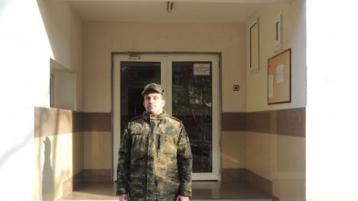 Герой! Ефрейтор Янков рискува живота си и спаси пенсионер от сигурна смърт (СНИМКА)