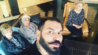 Бабата на Азис обучава щерките си за врачки, не смогвала с опашките от хора