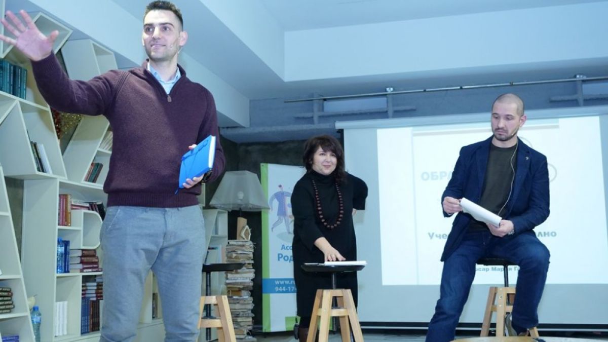 Дигиталните учебници и видеоуроците ще направят обучението в училище интересно и привлекателно