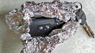 Агент от ФБР обясни защо ключът от колата трябва да се увива в алуминиево фолио 