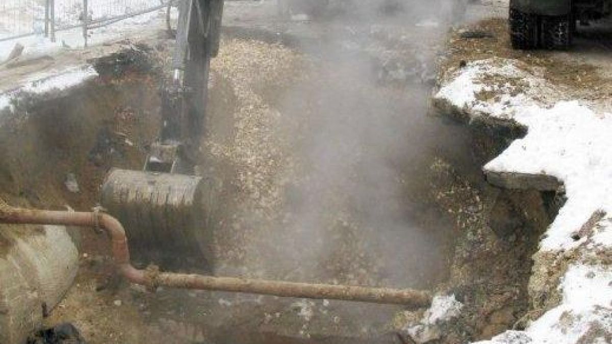 Авария остави без топло тузарски квартали в София 