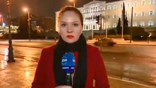 Репортерка на Нова и оператор пострадаха при жестоките сблъсъци в Атина 