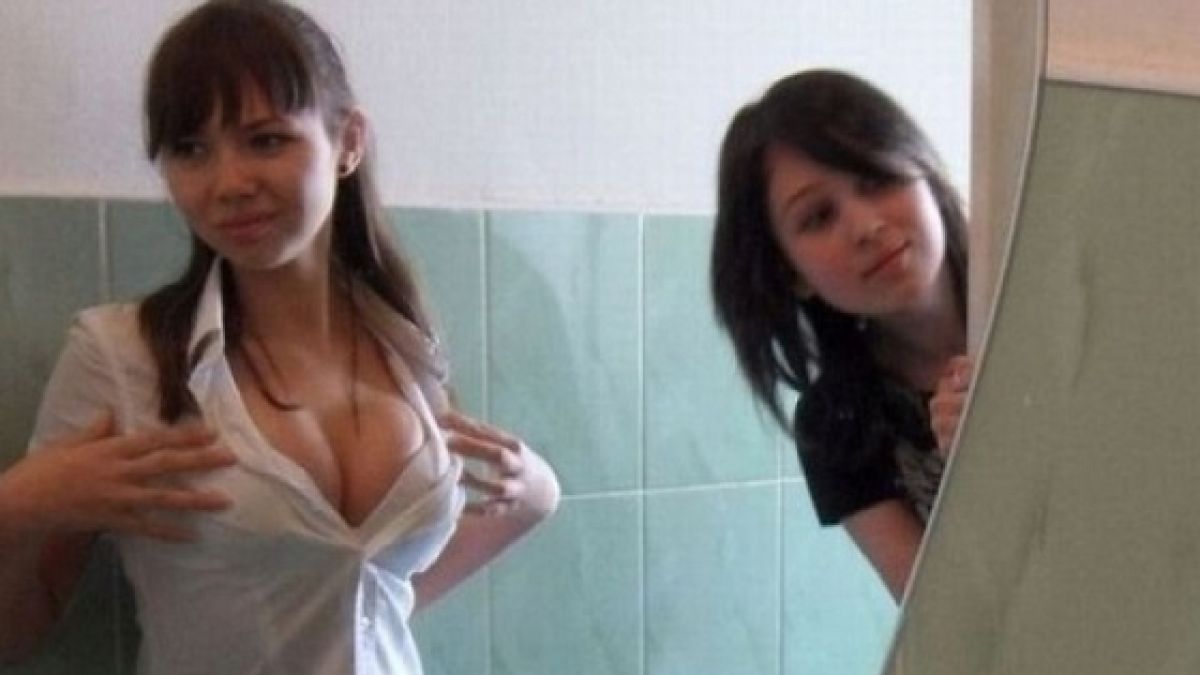 Разтропани БГ ученички се пускат на чичковци! Задминаха и жриците на любовта по мераци