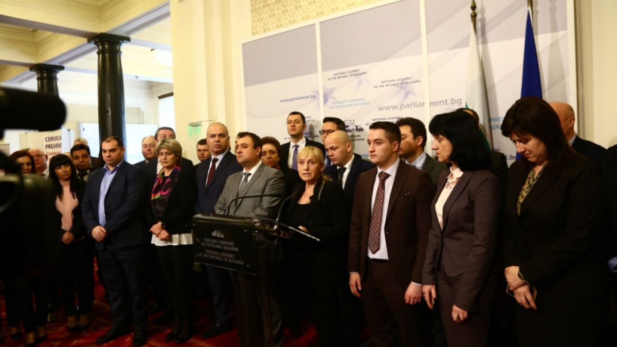 Йончева обяви кога и защо е започнало сплашването й! Публичното унижение било поръчано от... (СНИМКИ)
