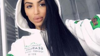 Анджелина с порното показа мистериозния австрийски милионер, който я глези във Виена (СНИМКА)