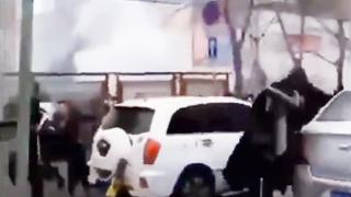 Експлозии разтърсиха огромен китайски мол! В паниката и хаоса се заговори за тероризъм (СНИМКИ/ВИДЕО)