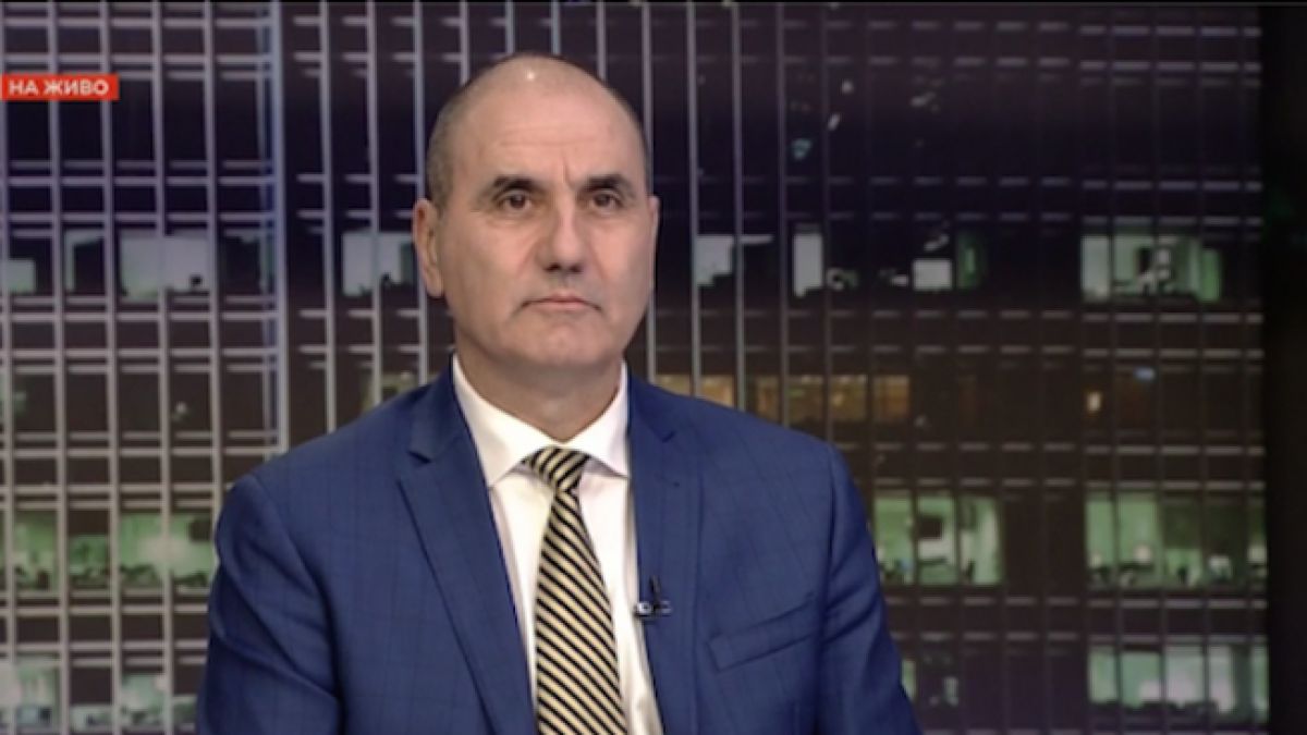 Цветанов: С премиера ни приемат като "доброто и лошото ченге", БСП употребиха Елена Йончева