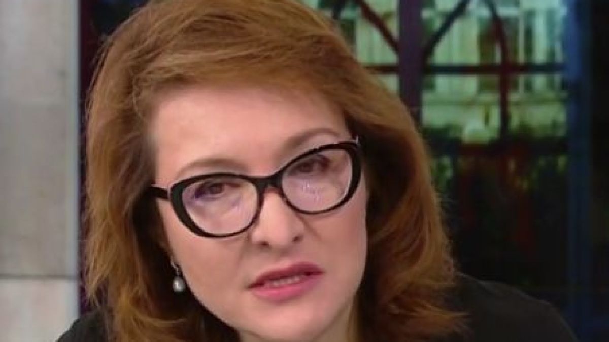 Антоанета Христова: Опозицията, която Радев демонстрира, е в услуга на БСП