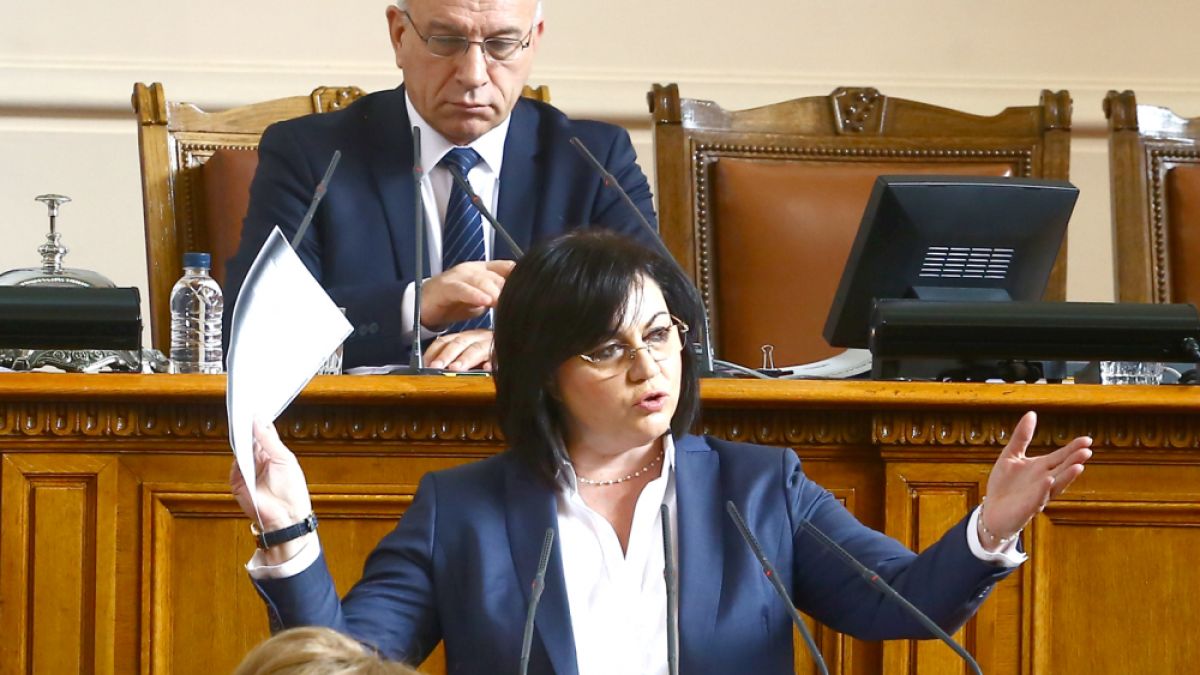 Скандалът се разгаря! Нинова захапа властта с ултиматум за замразяване на депутатските заплати