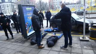 Екшън: Спипаха посред бял ден в "Люлин" избягал от затвора опасен престъпник!