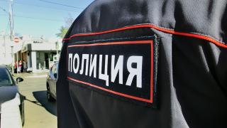 Добро сърце! Пернишки ченгета дариха коледните си премии