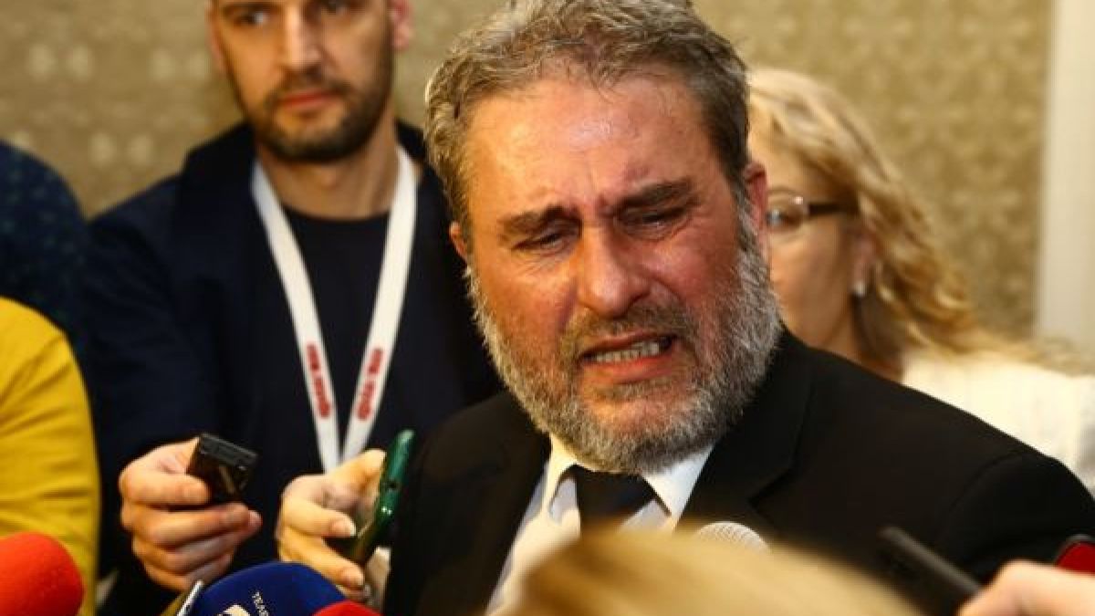 Ново разкритие за министър Банов! Станал член на ГЕРБ в деня, в който Йончева го даде на прокурор
