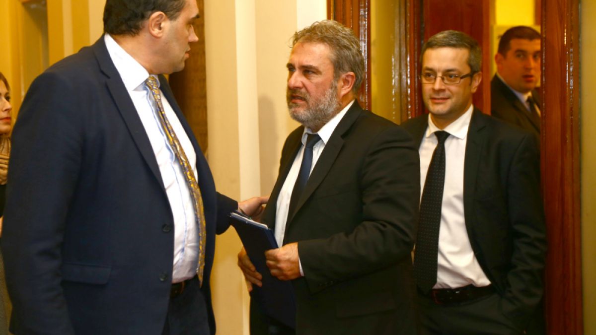 БСП поиска оставката на културния министър Боил Банов