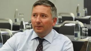 Олигархичният кръг "Капитал" с мръсен компромат срещу Пеевски 