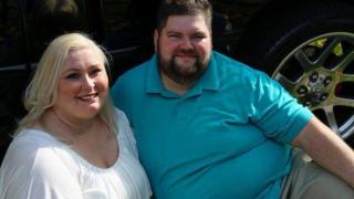 Влюбени дадоха 600 долара за фотосесия, но после освирепяха от кадрите! (СНИМКИ)