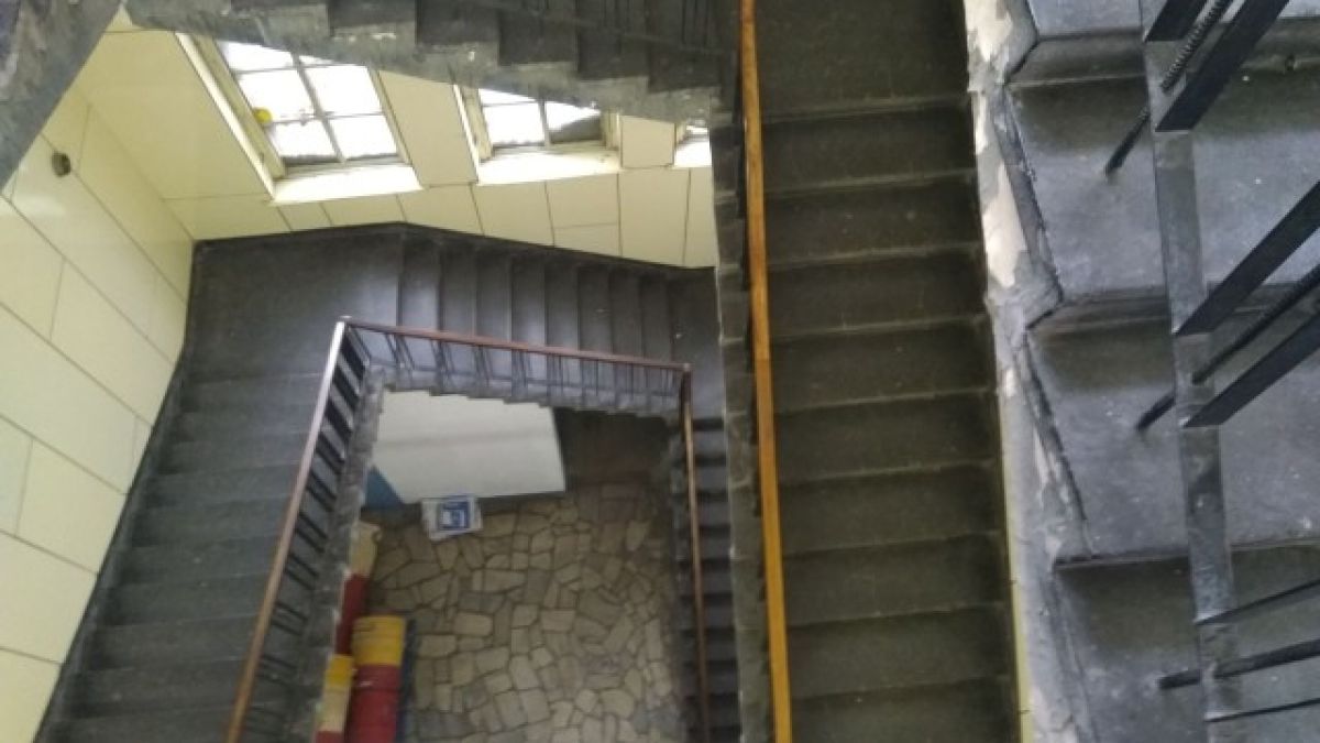 Съобщиха ужасяващи подробности за падналото бебе във Варна, било е... 
