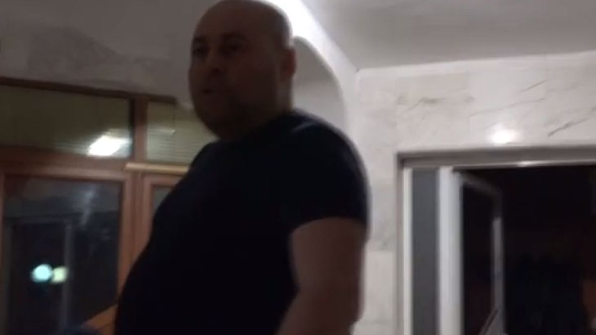 Брутална измама с ТЕЛК от цигански клан - "100% слепци" фучат с 200 км/ч с лъскави коли (ВИДЕО)
