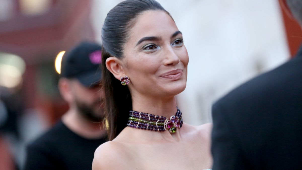 Неописуемо щастие сполетя ангел на Victoria’s Secret  