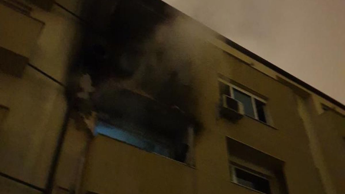 Само в БЛИЦ! Страшни СНИМКИ от среднощния инцидент в столичния ж.к. "Надежда" 2