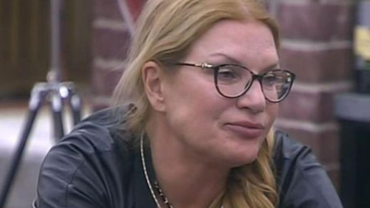 Подсъдимата Колтуклиева бълва лъжи срещу Пеевски