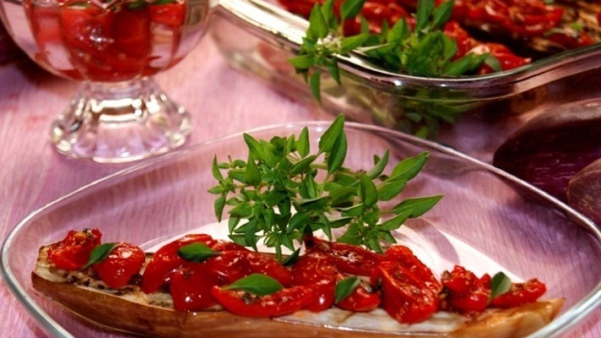 Лесна, бърза и уникално вкусна патладжанена закуска СНИМКИ